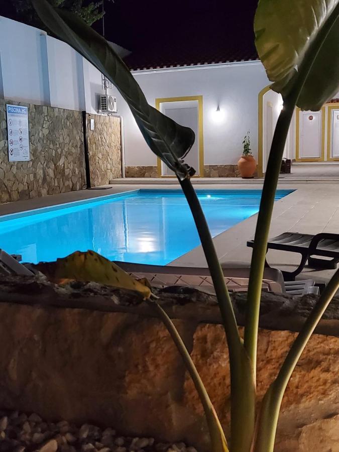 Aparthotel Casinhas Da Avo Aura Reguengos de Monsaraz Esterno foto